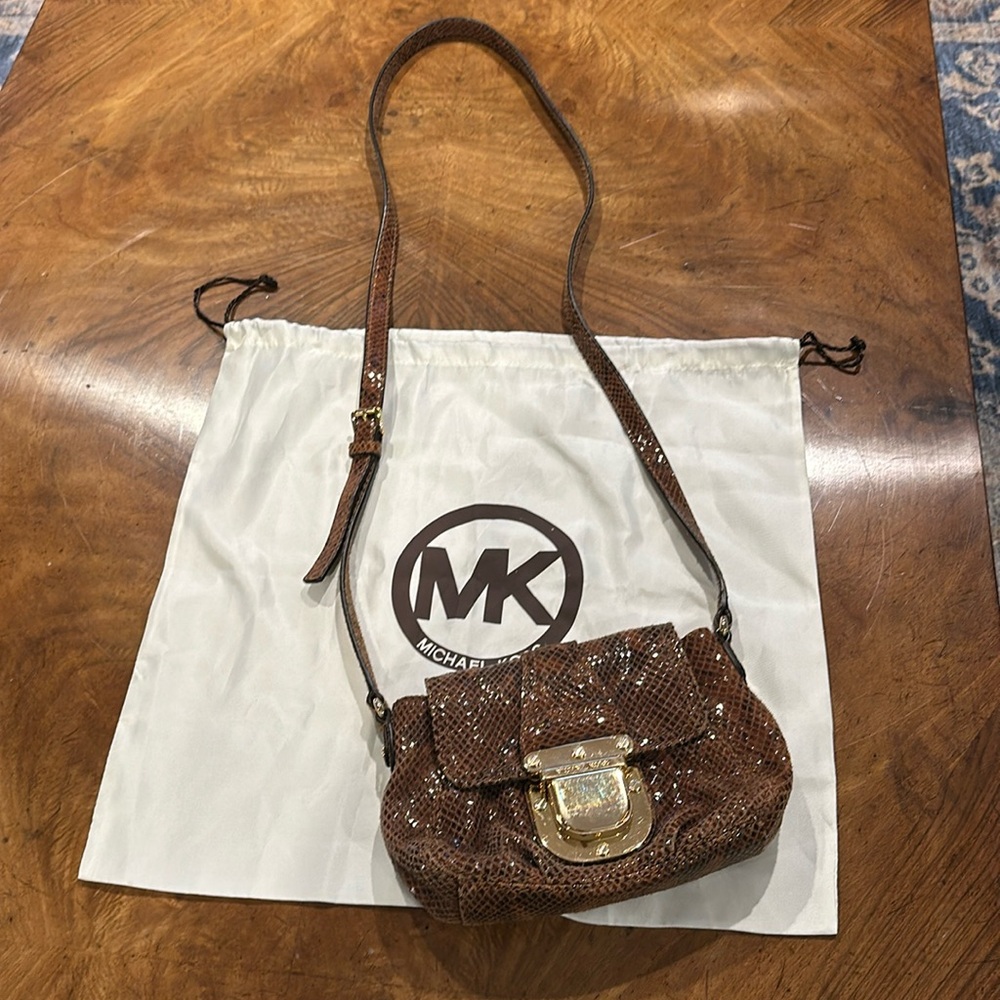 MICHAEL KORS snake skin crossbody